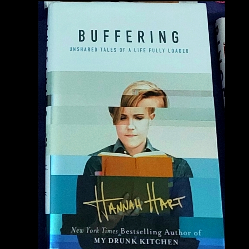 Book - Buffering by Hannah Hart